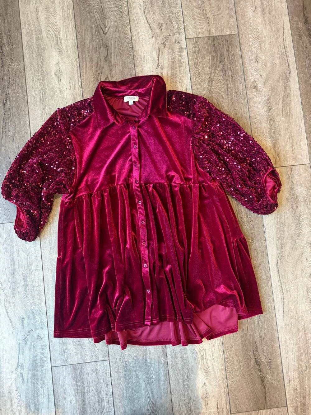 Umgee Velvet Sequined Babydoll Tunic Shirt Size L Holiday Party!